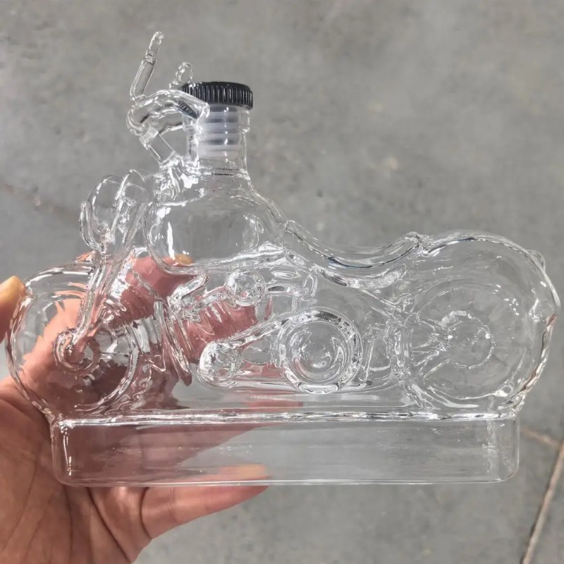 ขวดเหล้าวิสกี้สไตล์มอเตอร์ไซค์ - Glass Decanter Whiskey บทวิจารณ์และราคา